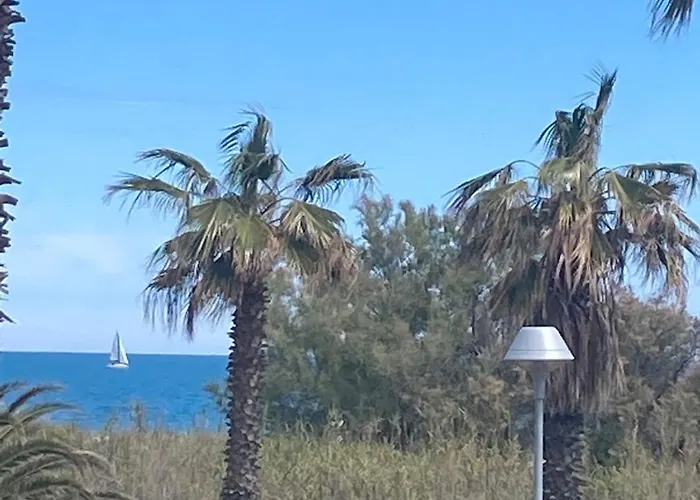 Sait Cyprien Vue Avec Piscine Saint-Cyprien (Pyrenees-Orientales)