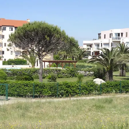 Sait Cyprien Vue Avec Piscine Apartment