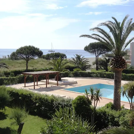 Apartment Sait Cyprien Vue Avec Piscine